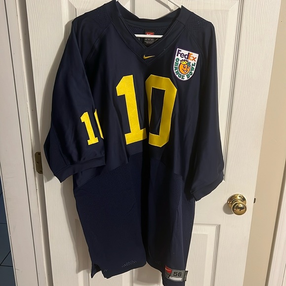 Authentic TOM BRADY #10 Michigan Jersey - Picture 4 of 8